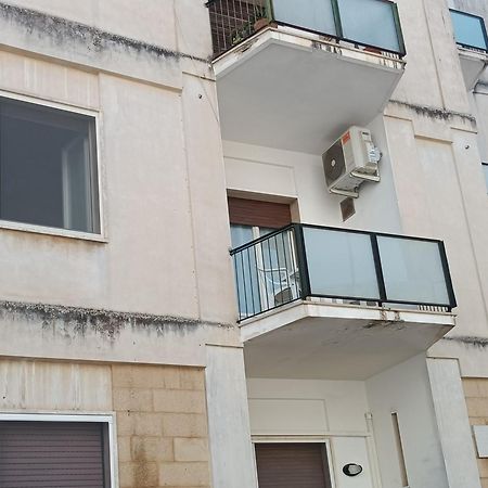 Casa Vergara Piazza Mazzini Лече Екстериор снимка